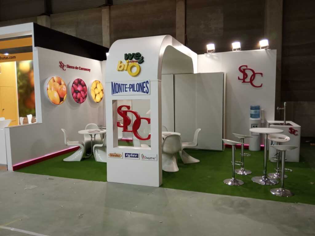 stand ferial fruit attraction