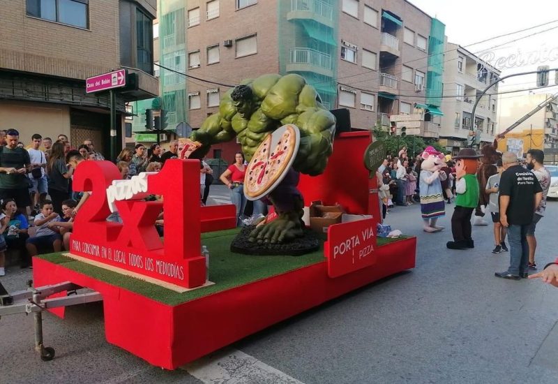 carroza-del-increible-hulk-para-porta-via-pizza-en-puente-tocinos-3